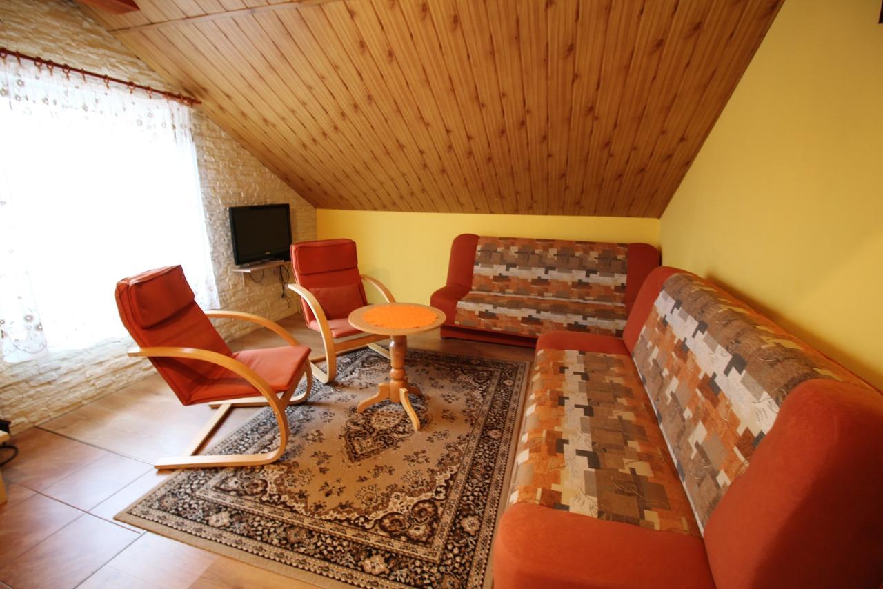 Michalek W Rowach Bed & Breakfast Rowy  Exterior photo